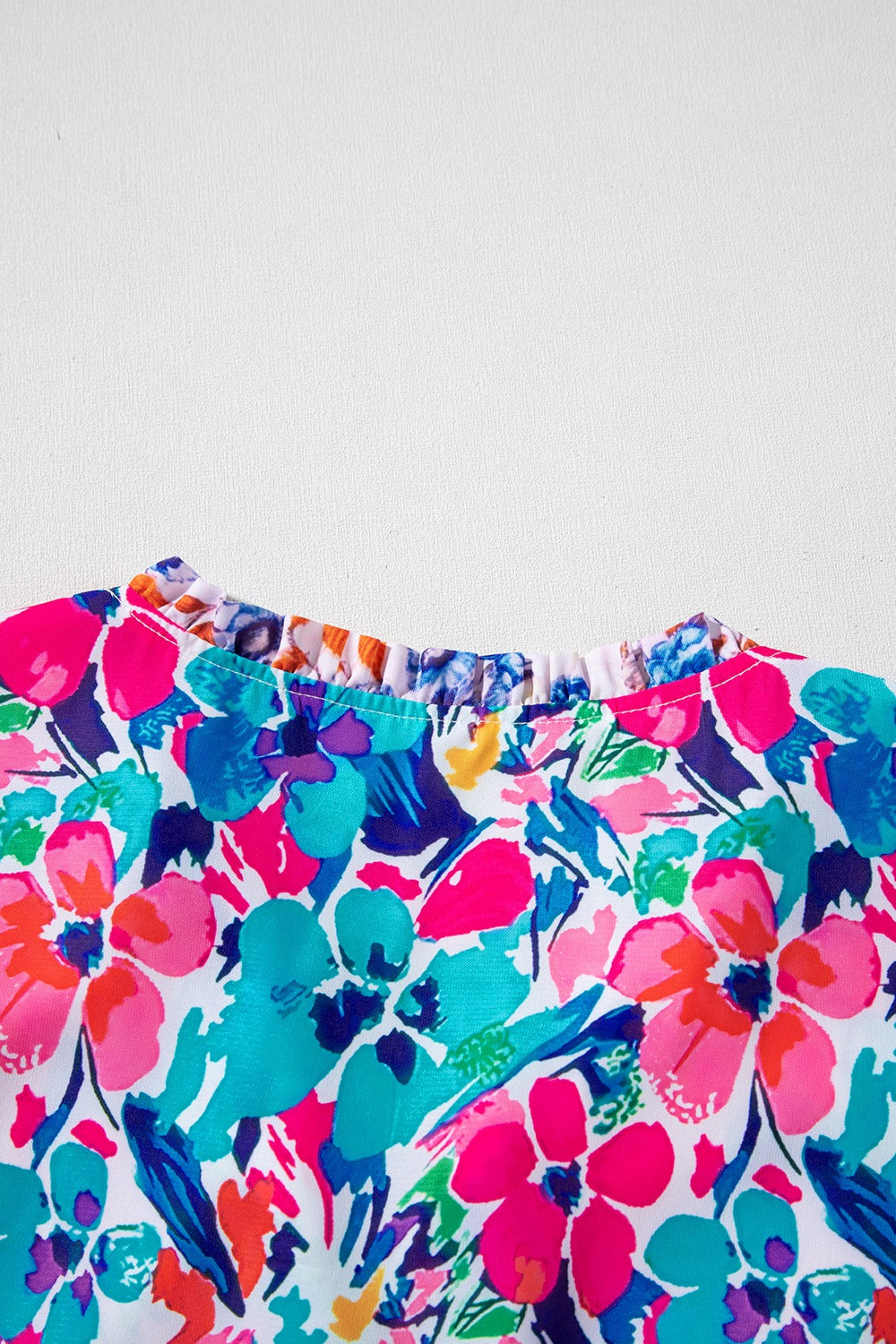 Mixed Floral Print Tie Neck Short Sleeve Dress.