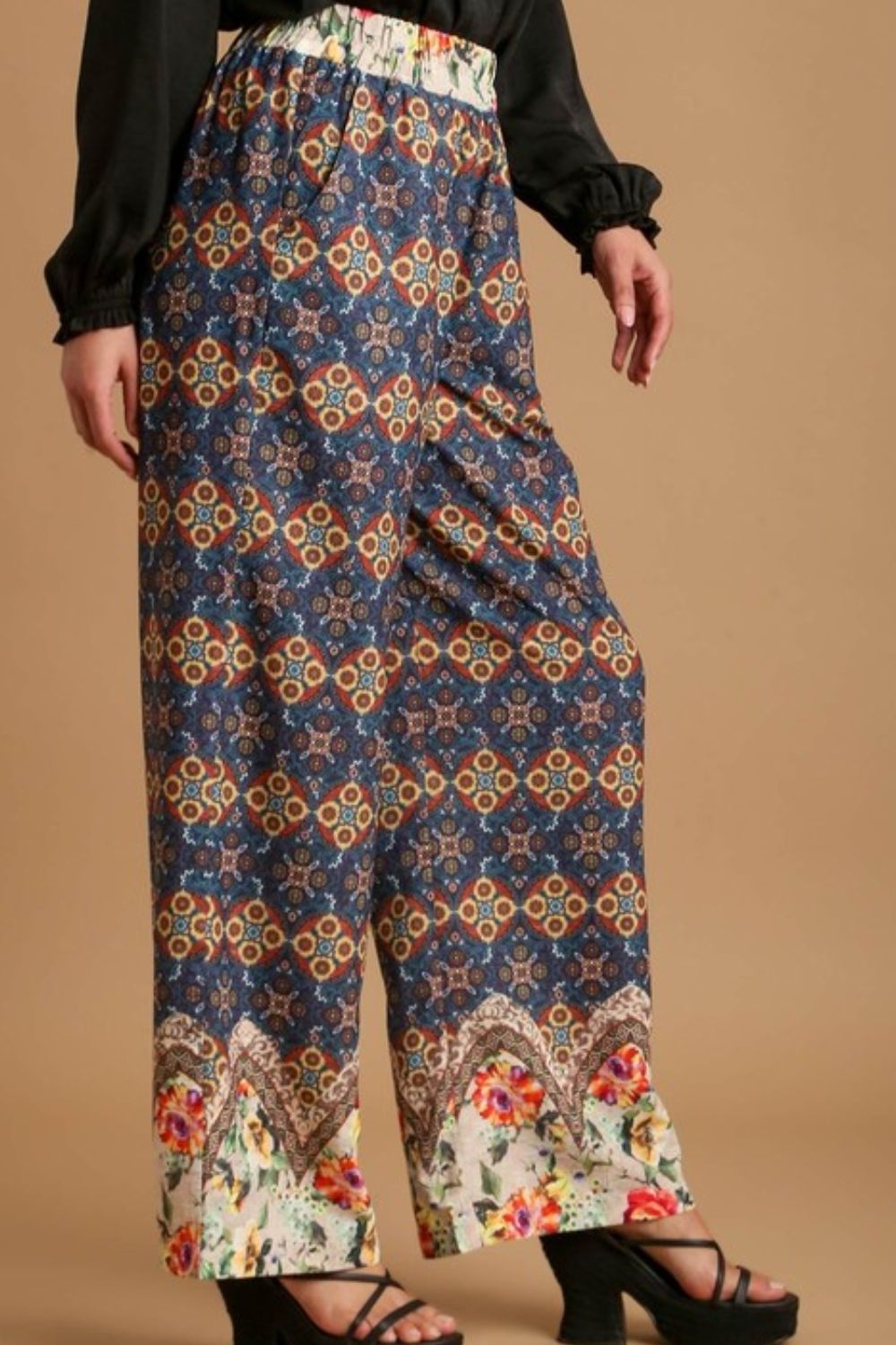 Mixed print elastic waistband pants plus size with pockets, opaque.