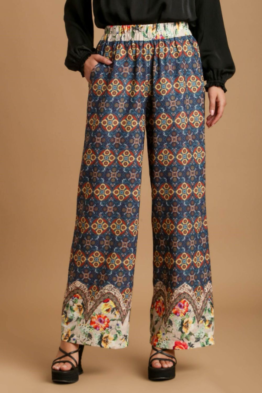 Mixed print elastic waistband pants plus size with pockets, opaque.