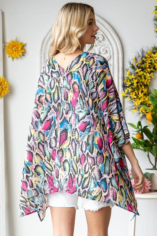Plus size multi-color snake print open cardigan with side slit.
