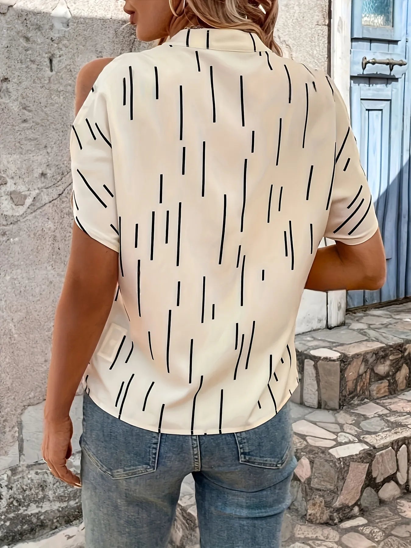 Notched Short Sleeve Blouse.