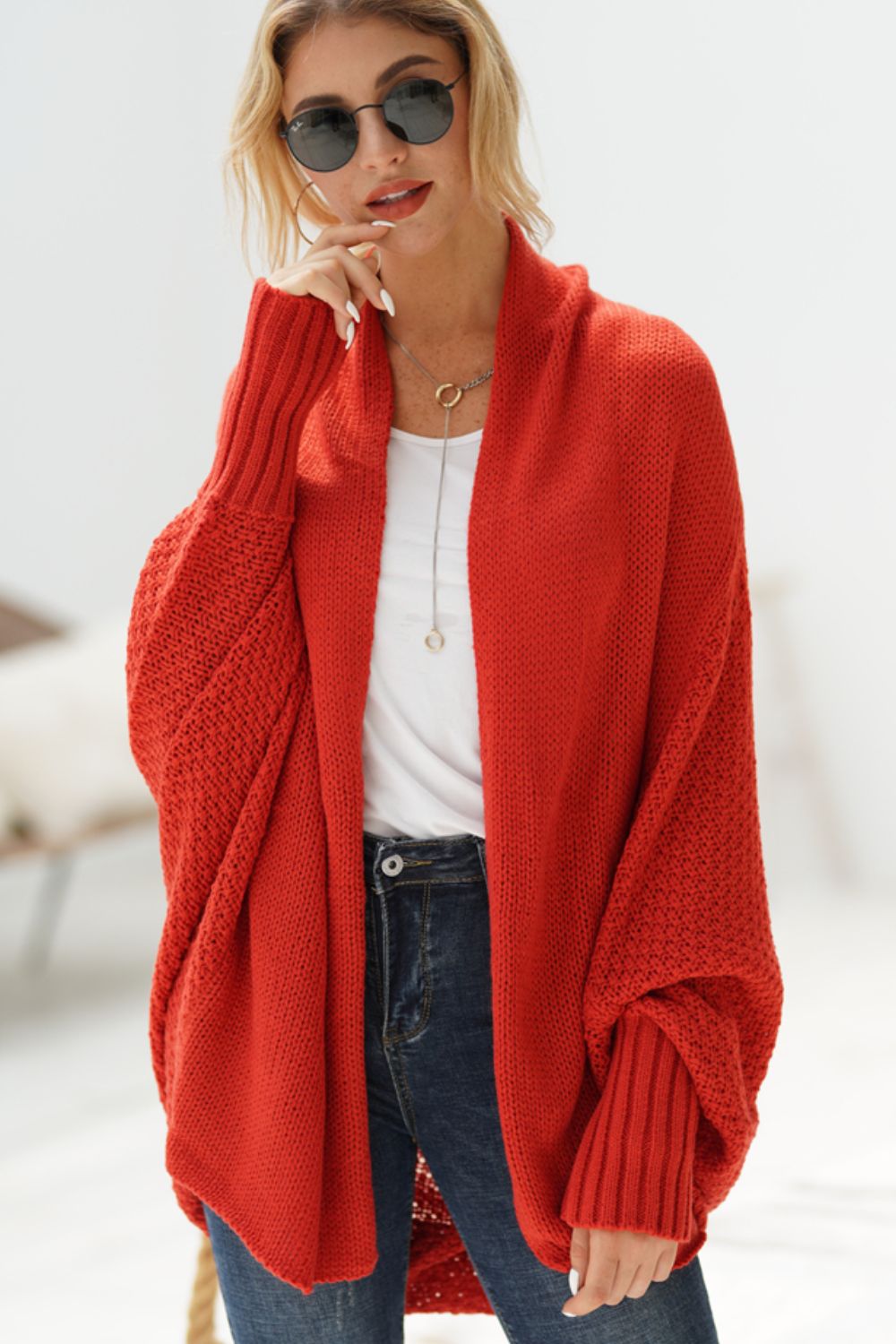 Open front batwing sleeve cardigan.