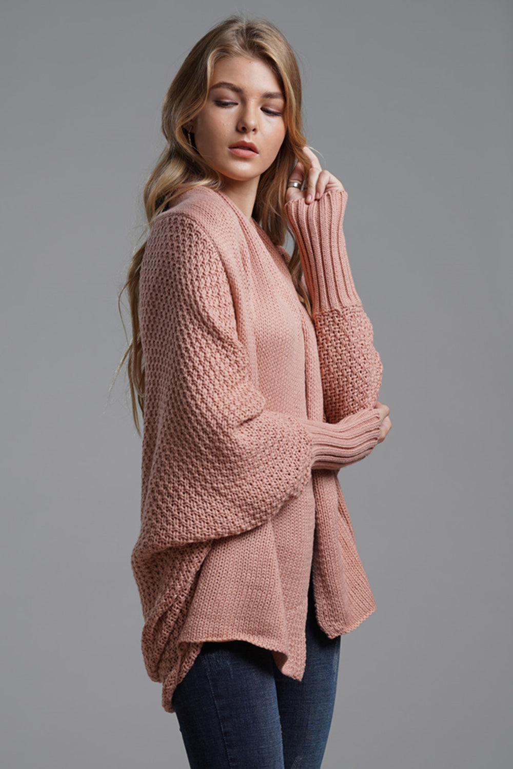 Open front batwing sleeve cardigan.