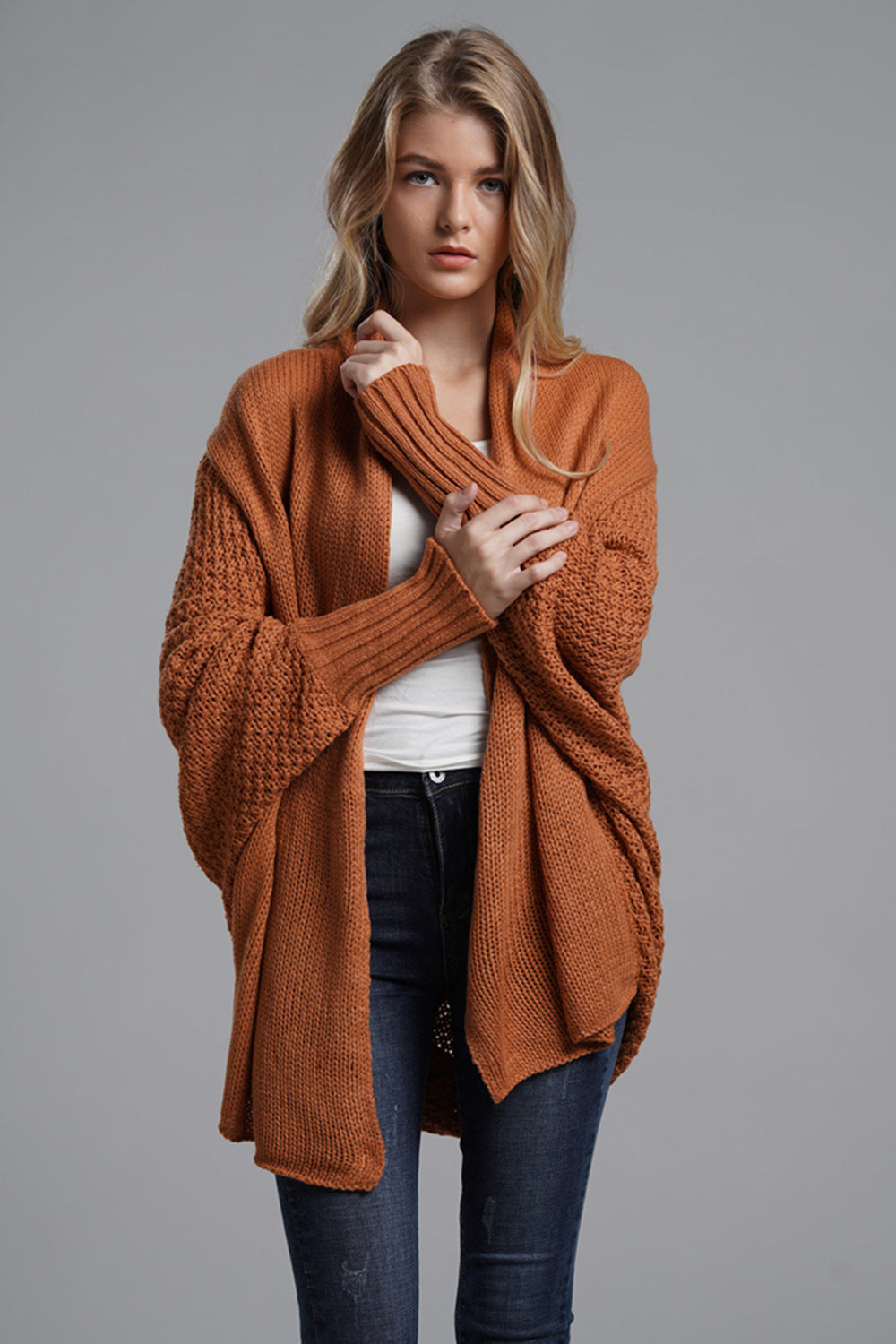 Open front batwing sleeve cardigan.