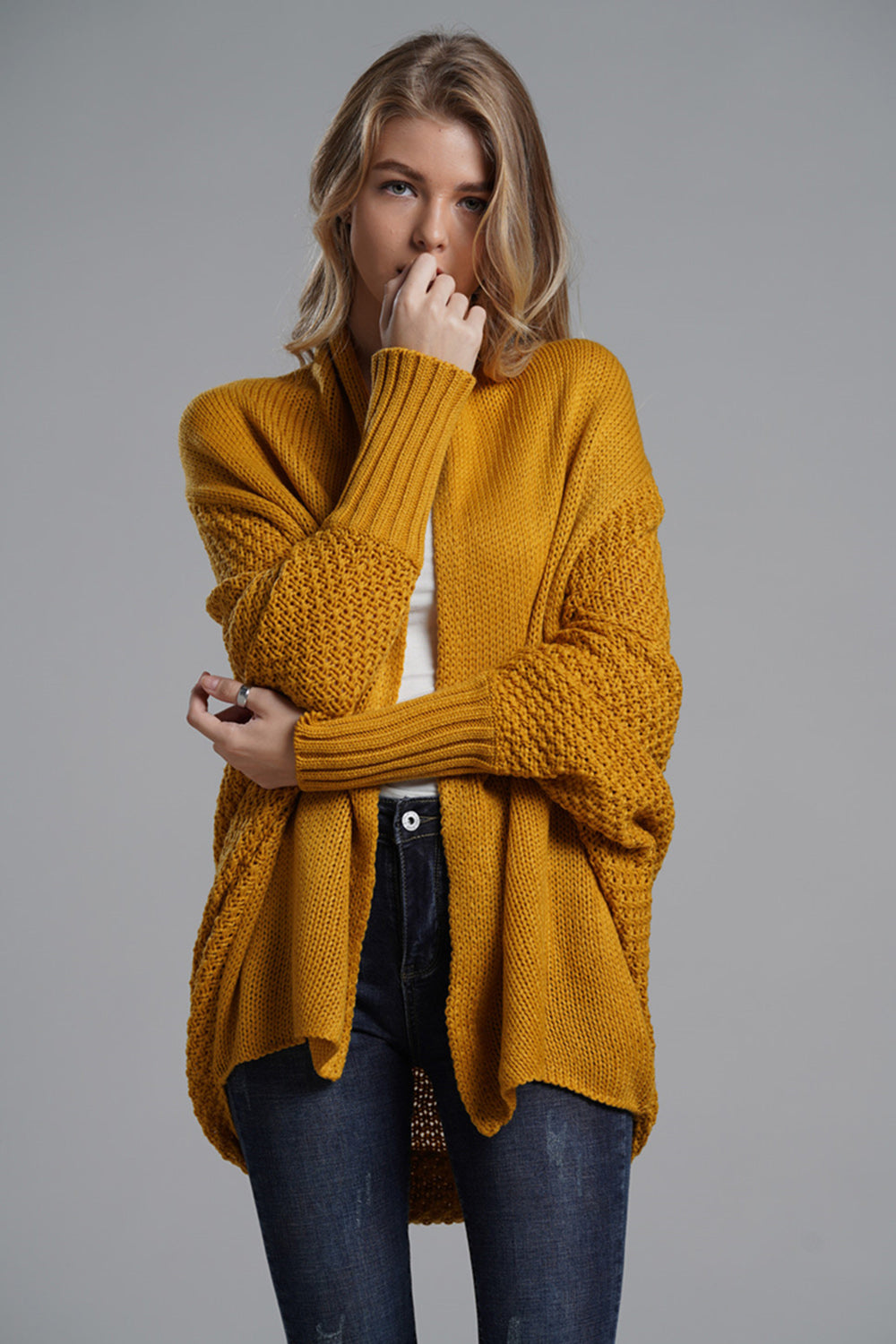 Open front batwing sleeve cardigan.