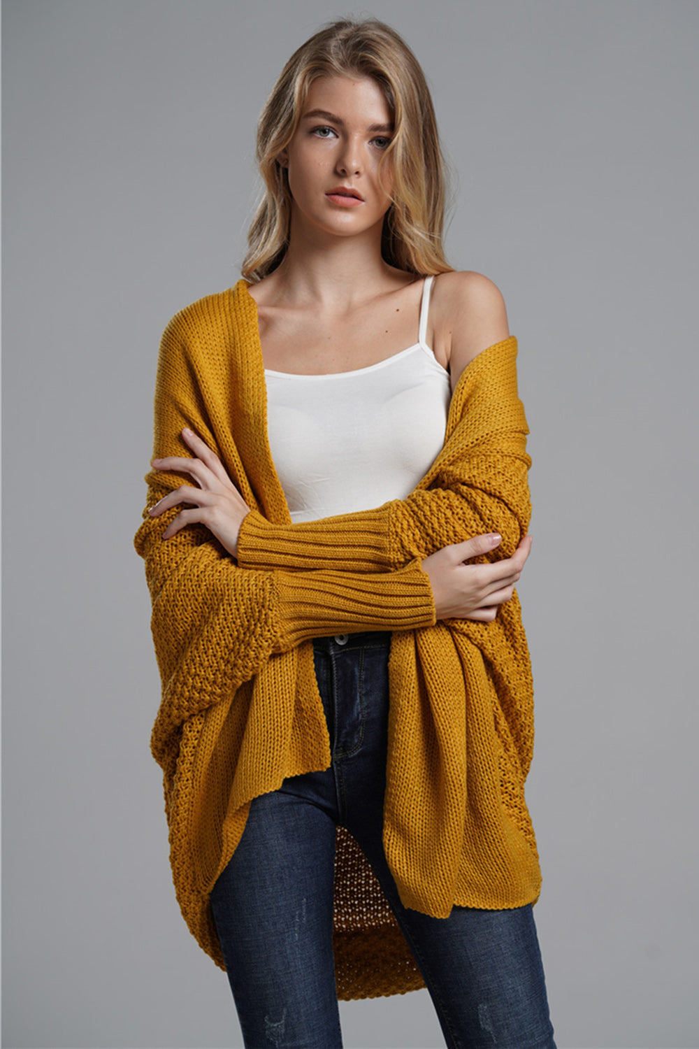 Open front batwing sleeve cardigan.