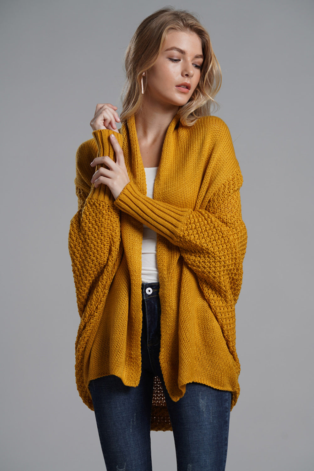 Open front batwing sleeve cardigan.