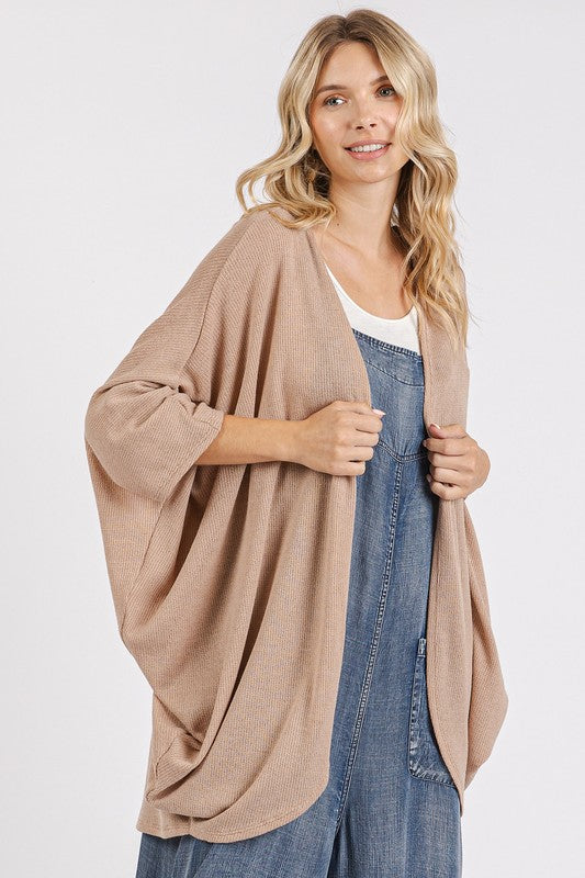 Open front batwing sleeve cardigan.