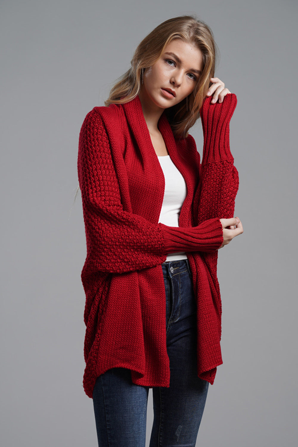 Open front batwing sleeve cardigan.