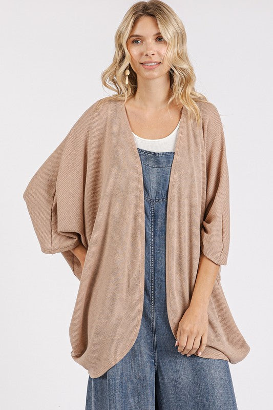 Open front batwing sleeve cardigan.