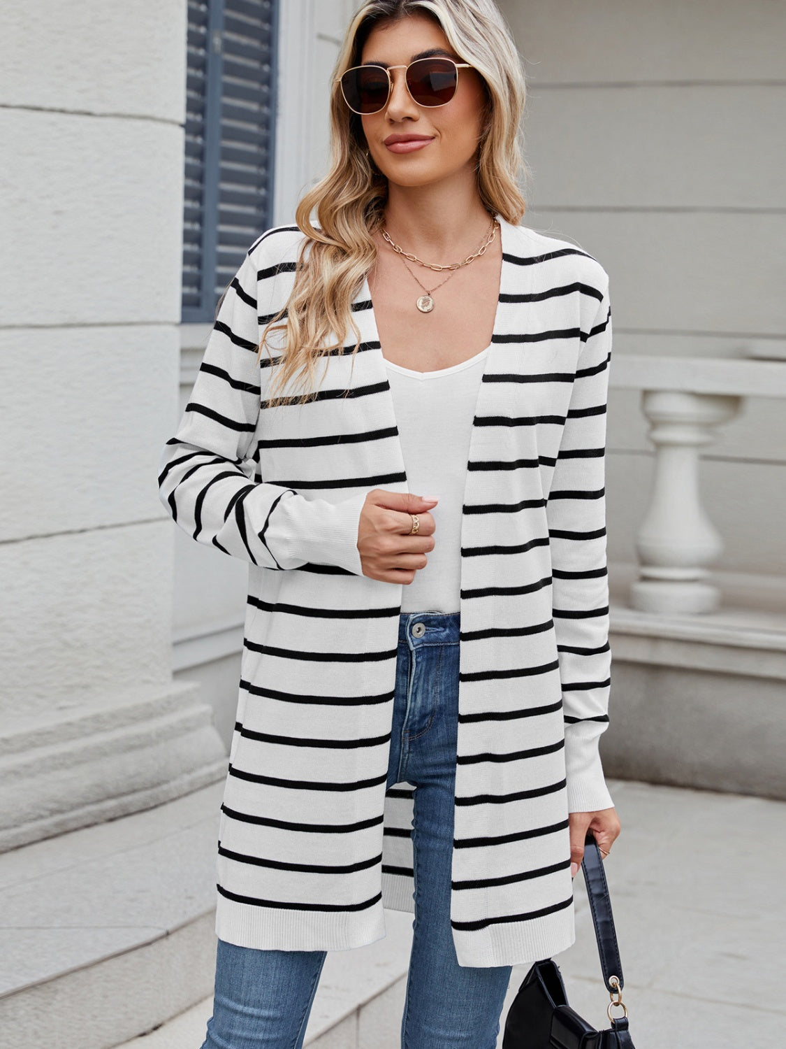 Open front long sleeve cardigan.