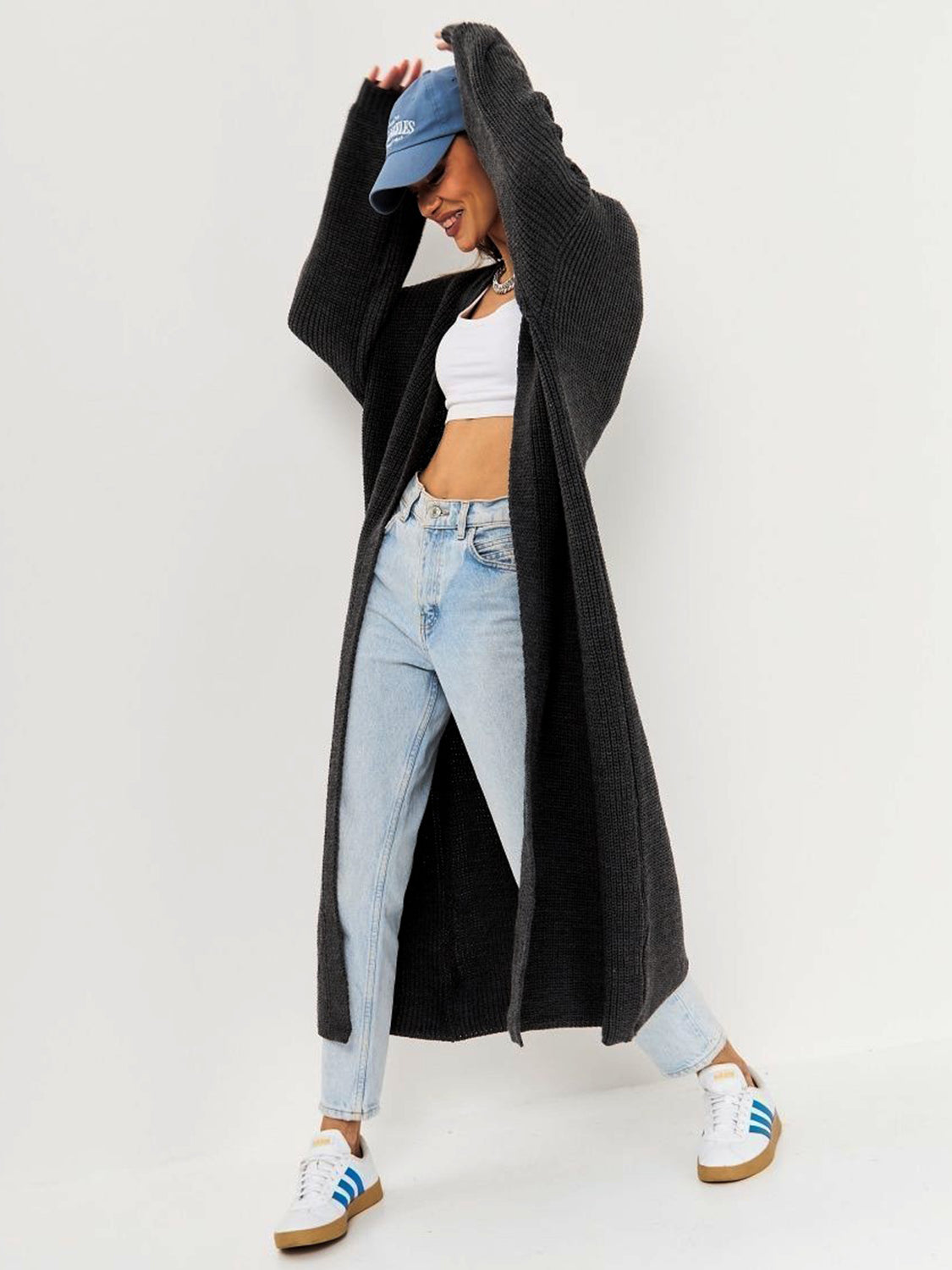 Open front long sleeve longline cardigan.