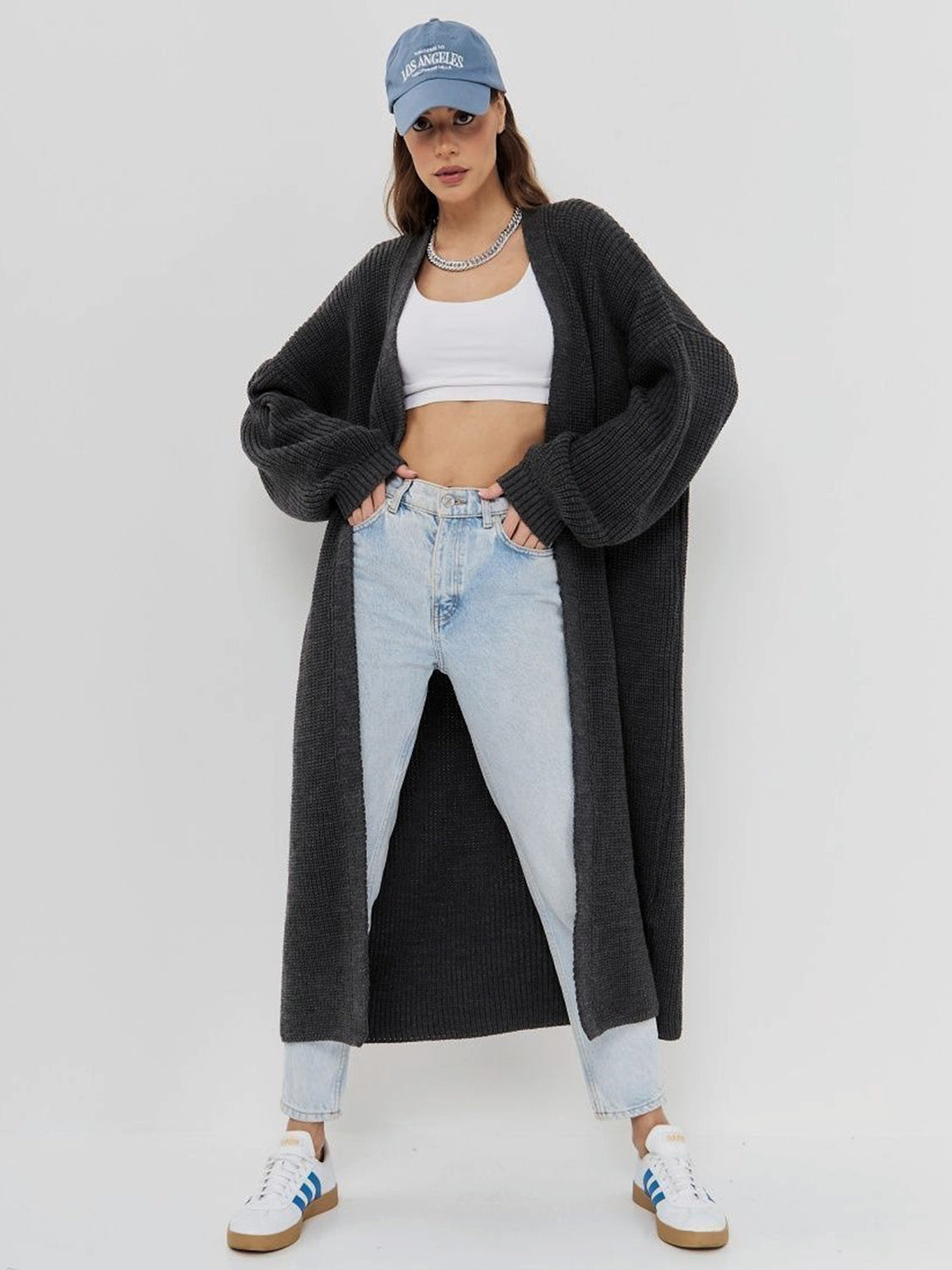 Open front long sleeve longline cardigan.