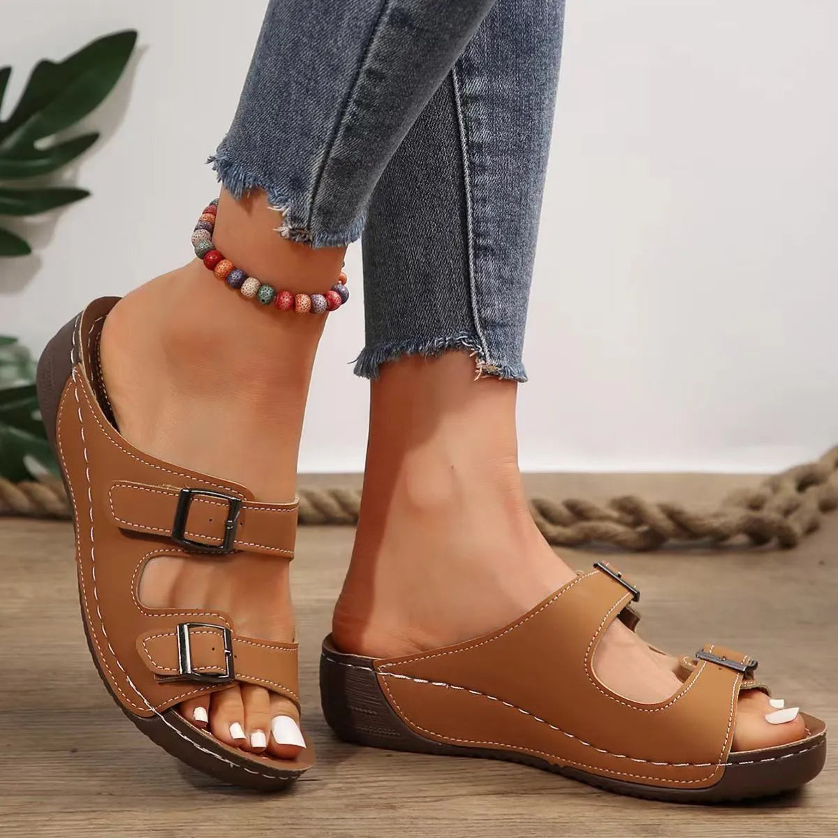 Open toe flat platform sandals.