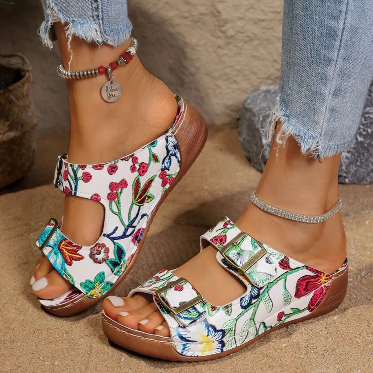 Open toe flat platform sandals.