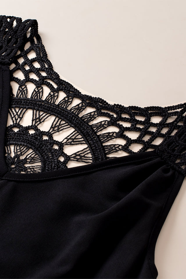 Openwork V-neck tank top.