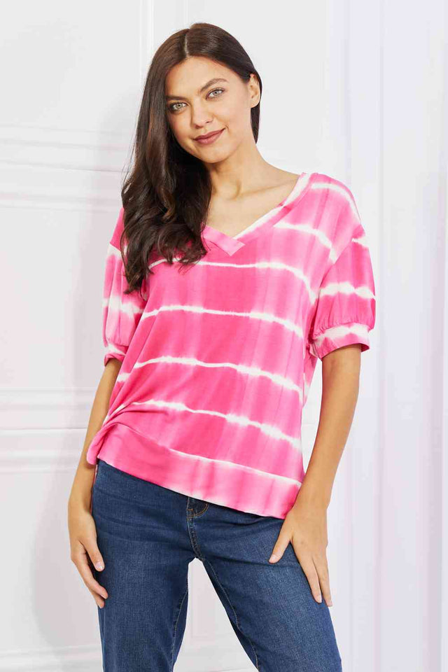 Oversized Fit V-Neck Striped Top