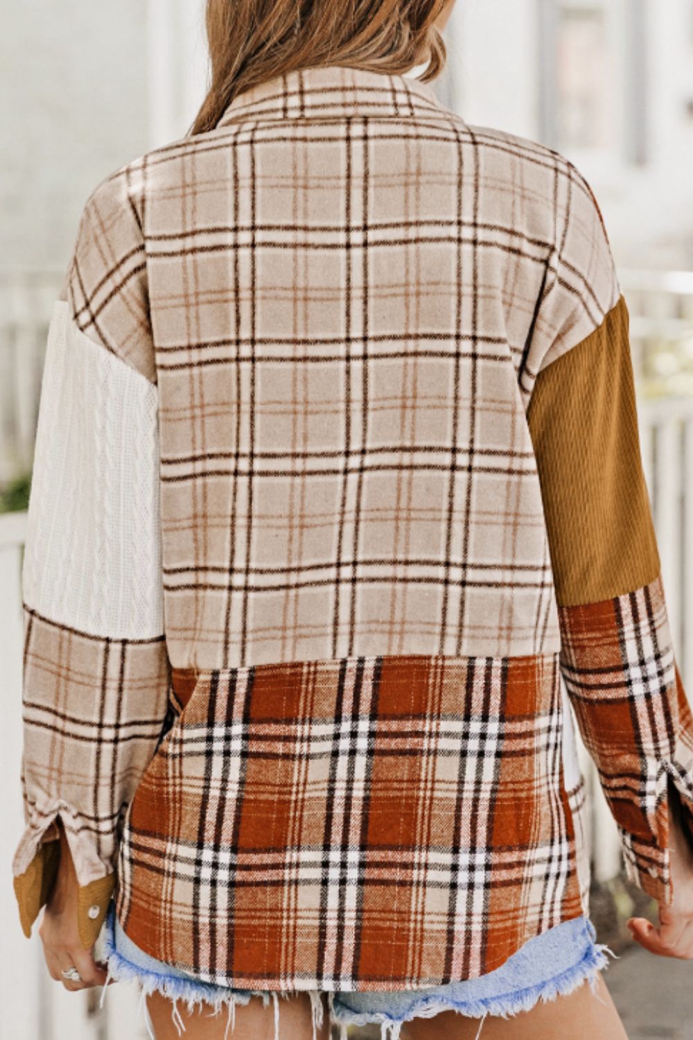 Plaid button up long sleeve shacket with pockets.