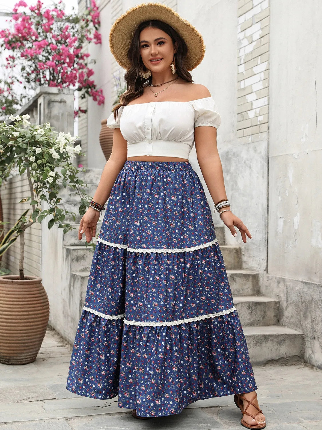 Plus Size Floral Elastic Waist Maxi Skirt.