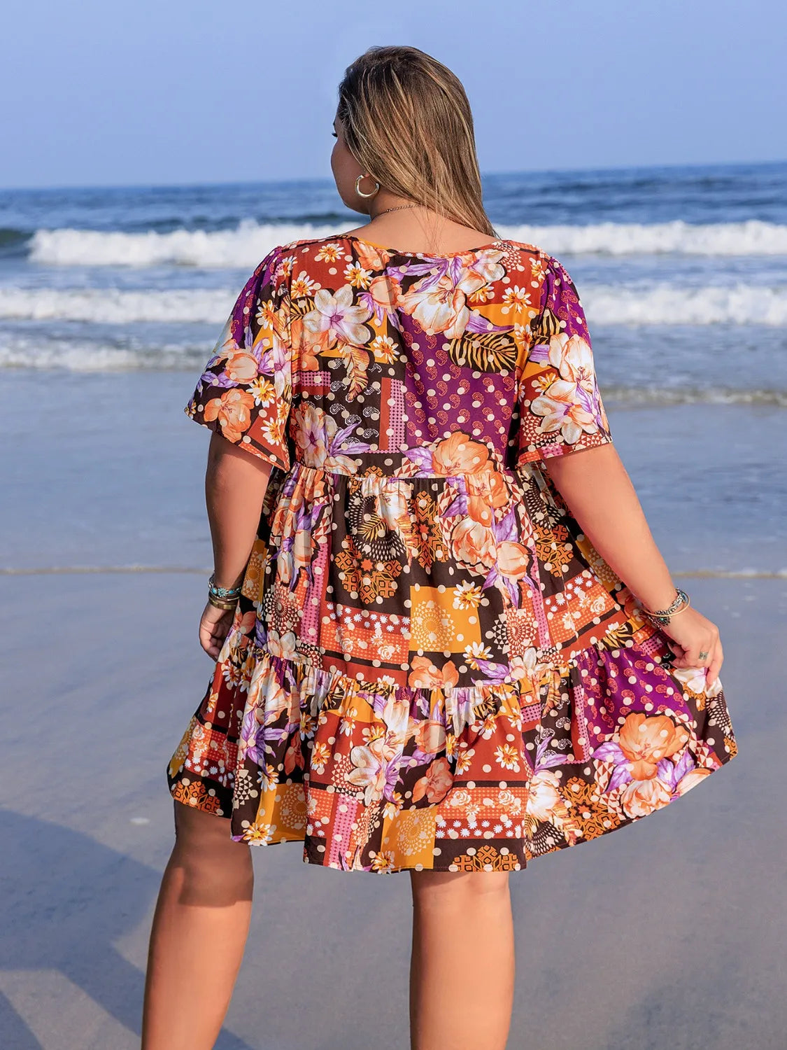 Plus Size Printed Round Neck Short Sleeve Dress.