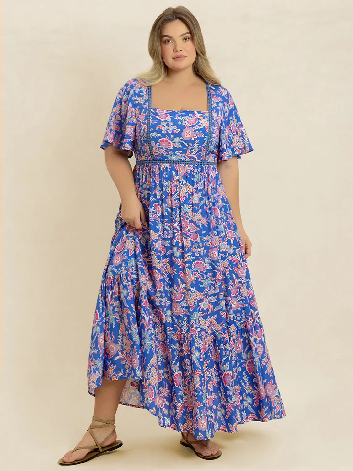 Plus Size Ruched Printed Short Sleeve Dress.