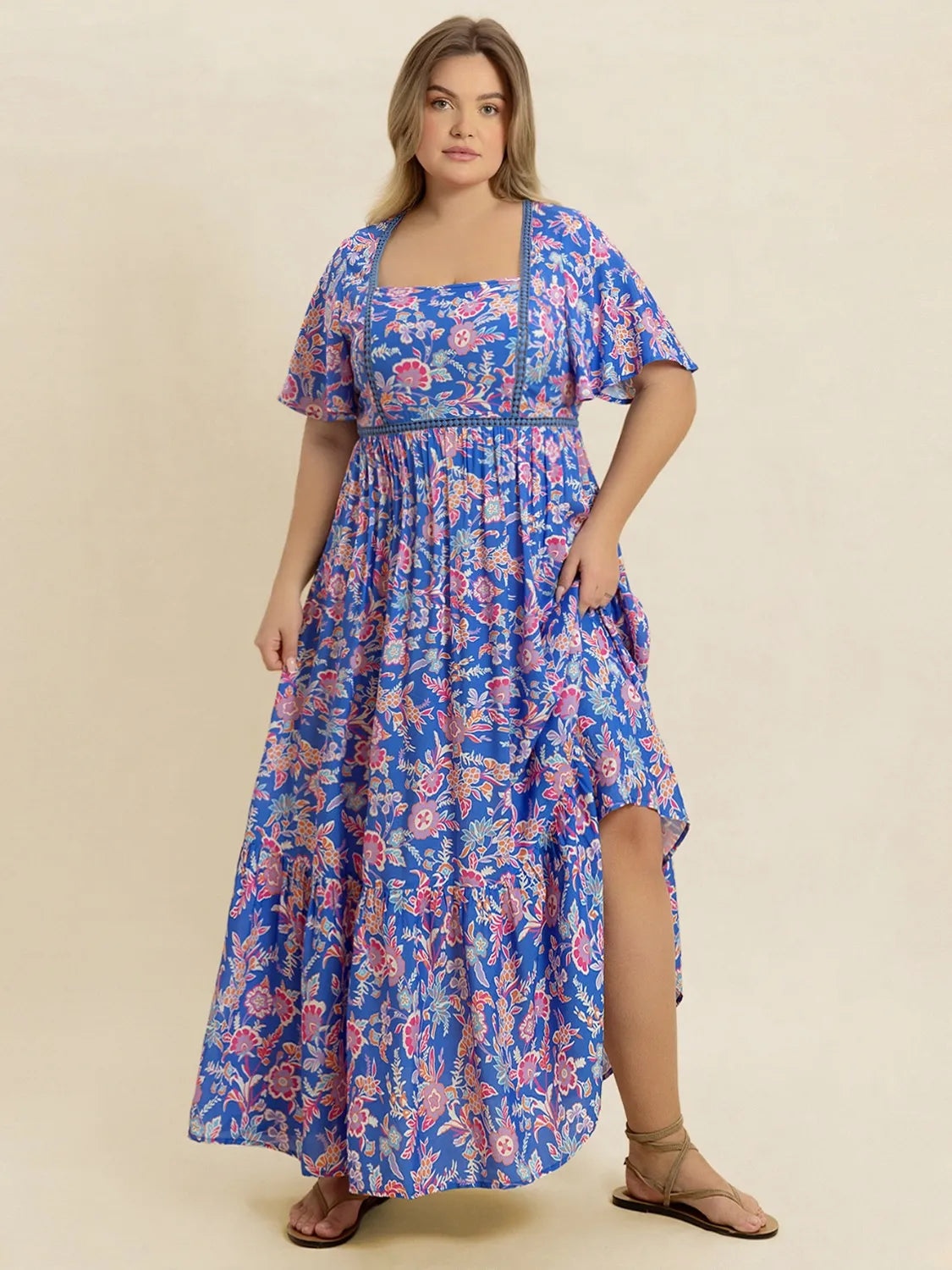Plus Size Ruched Printed Short Sleeve Dress.