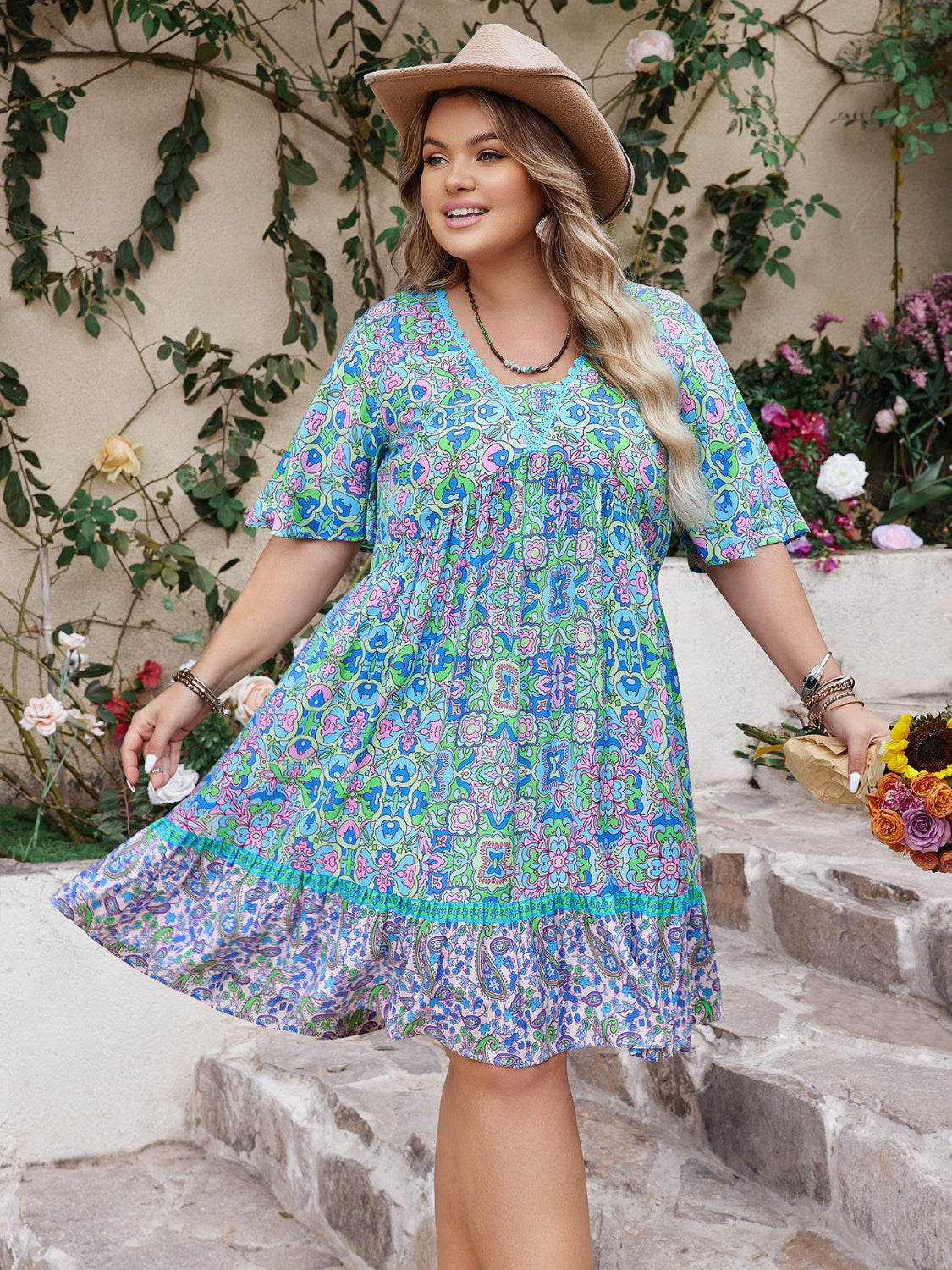 Plus Size Ruffled Hem Lace Detail Printed Half Sleeve Dress.