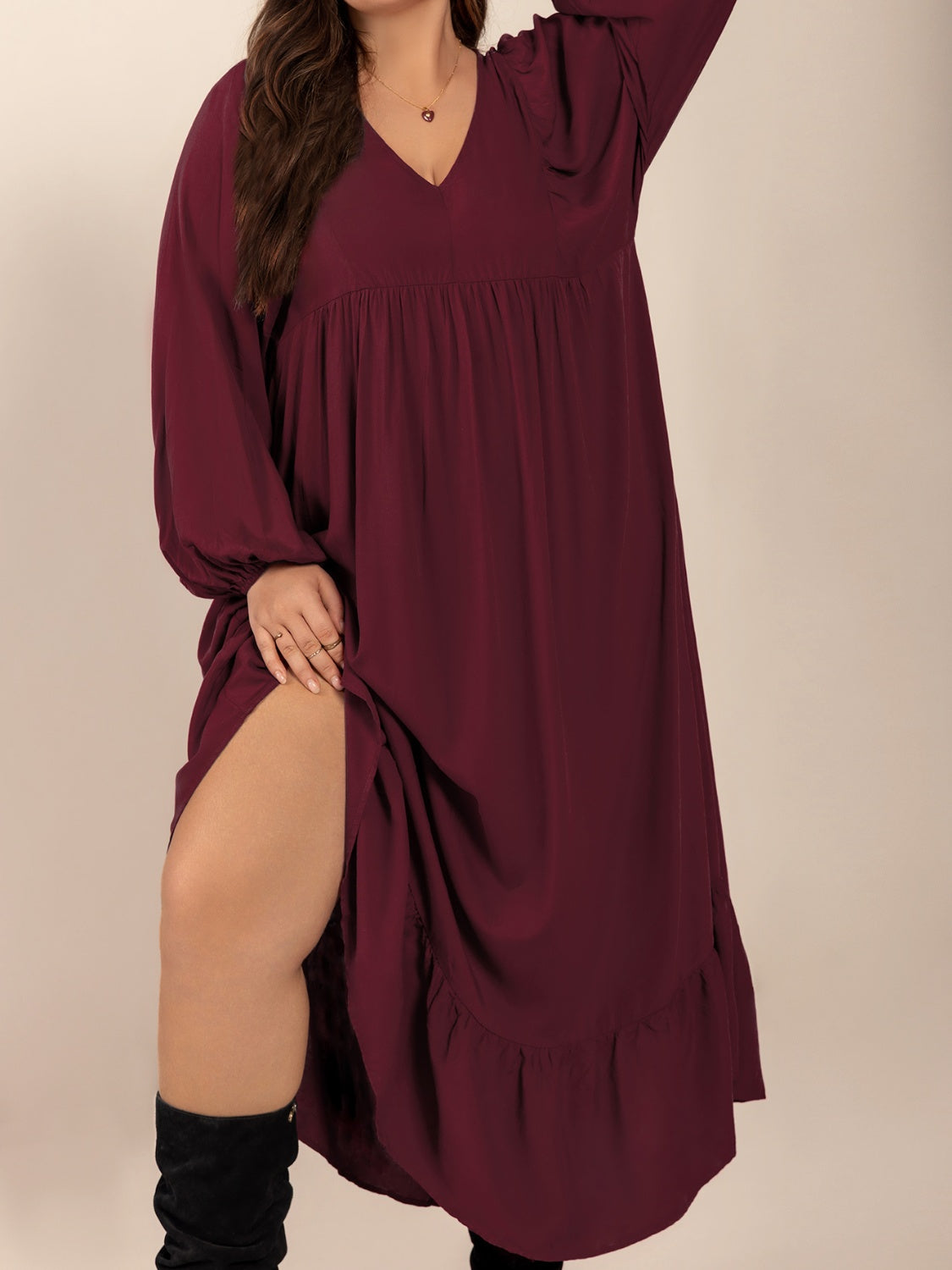 Plus Size Ruffled Hem V-Neck Balloon Sleeve Dress.