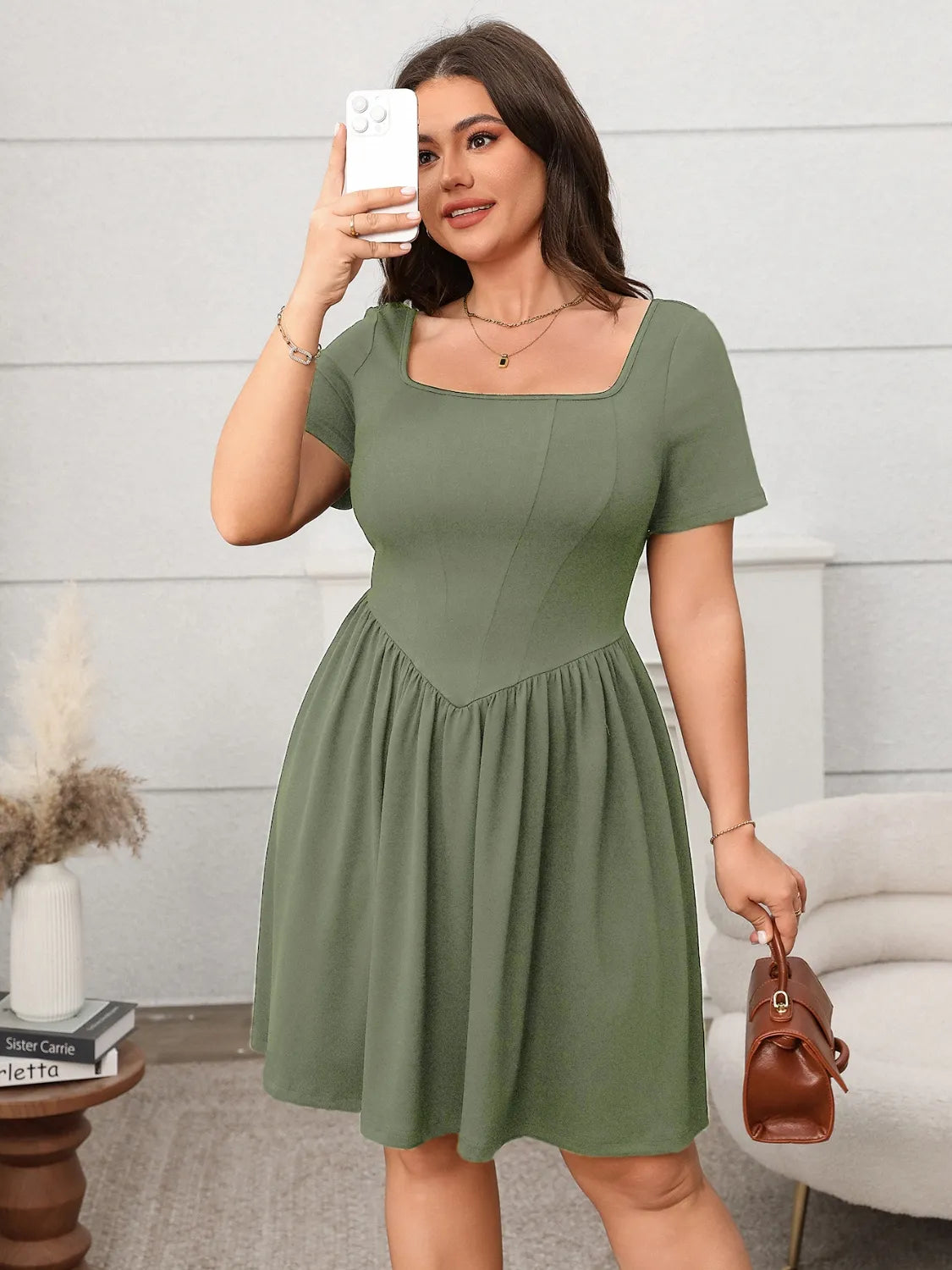 Plus Size Square Neck Short Sleeve Mini Dress.