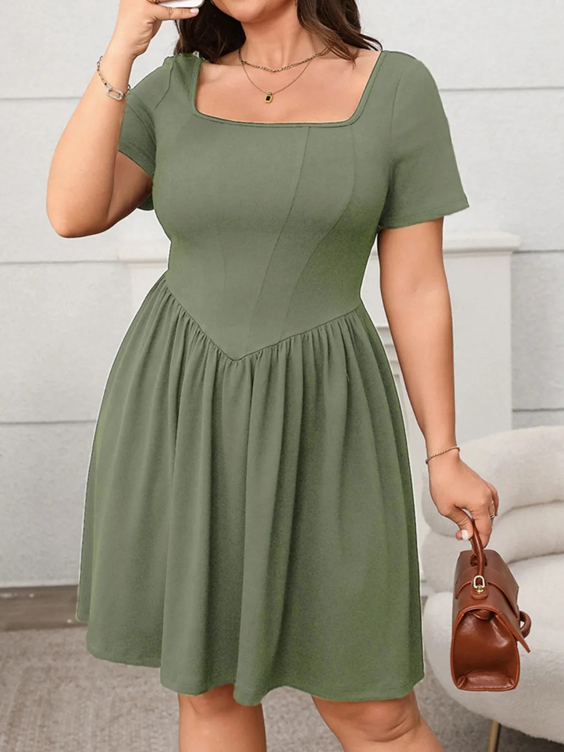 Plus Size Square Neck Short Sleeve Mini Dress.