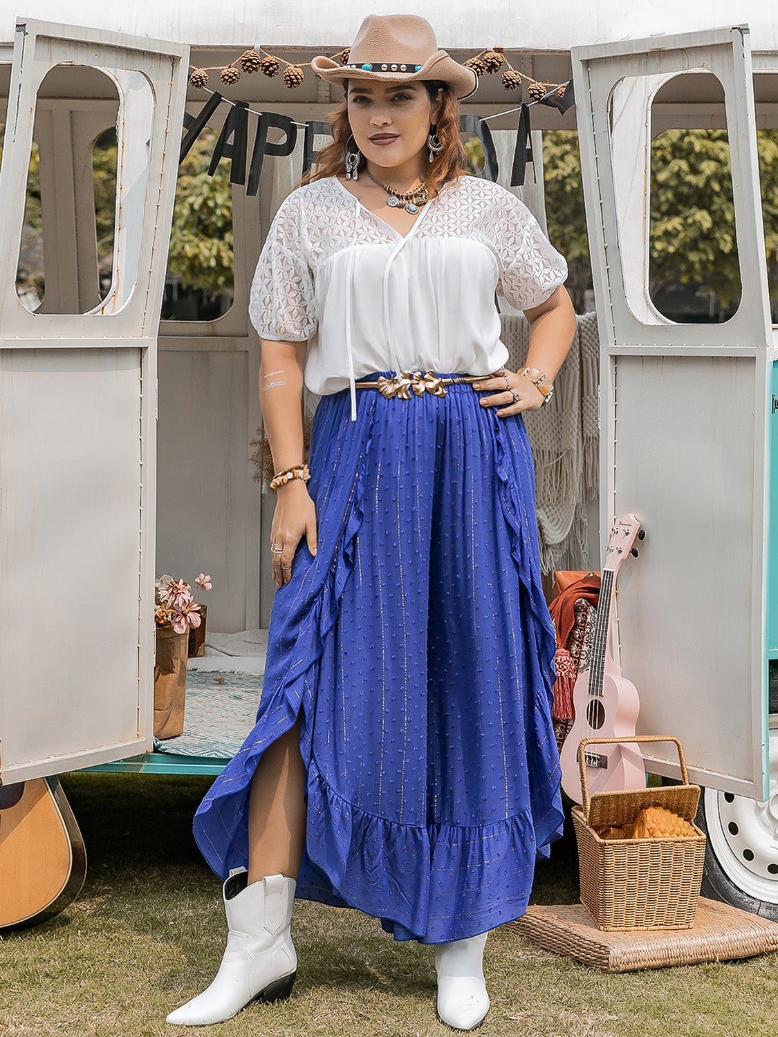 Plus Size Tie Neck Short Sleeve Blouse with Tied.