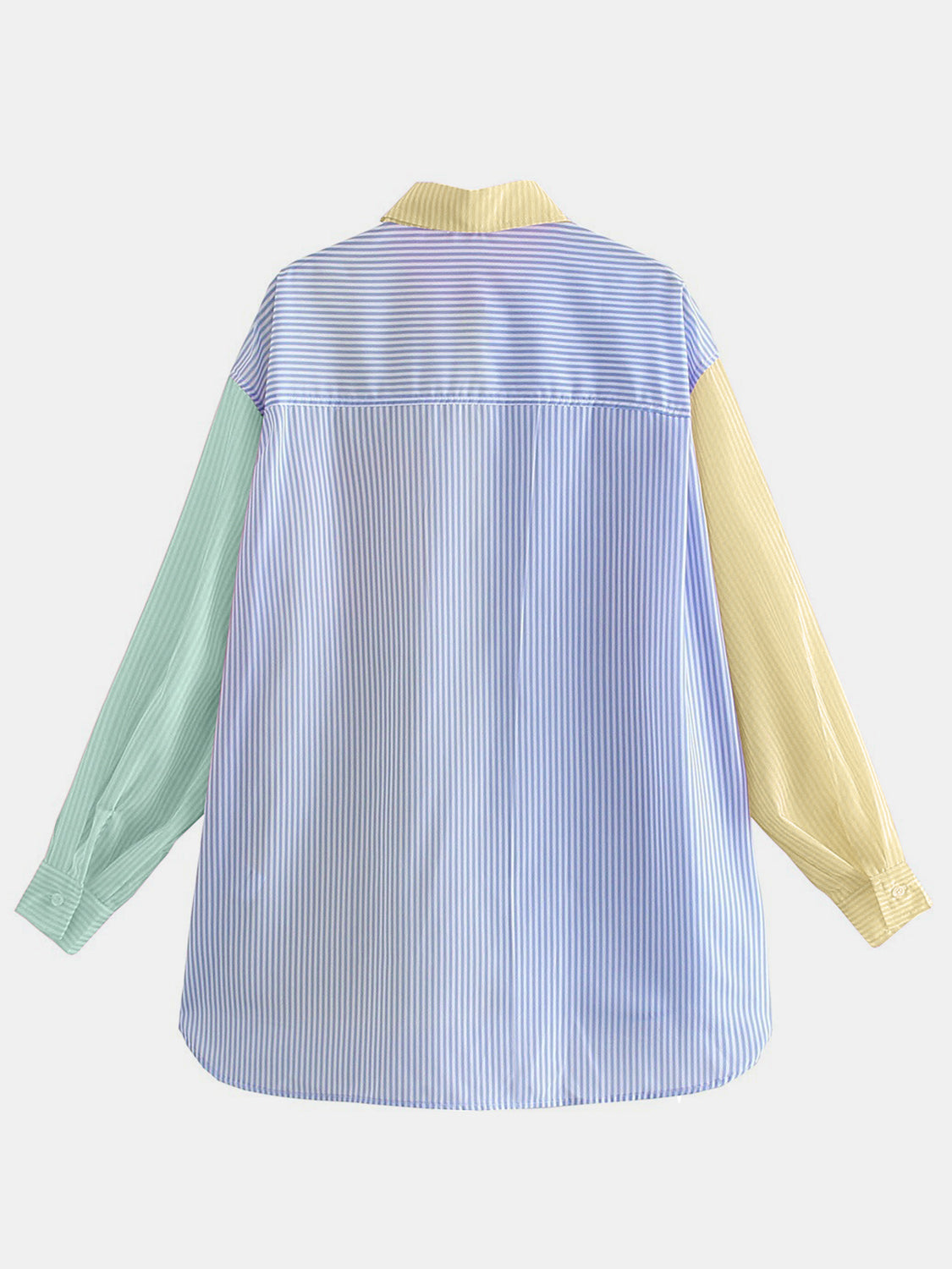 Pocketed Color Block Long Sleeve Shirt with Pocketed and Buttoned.