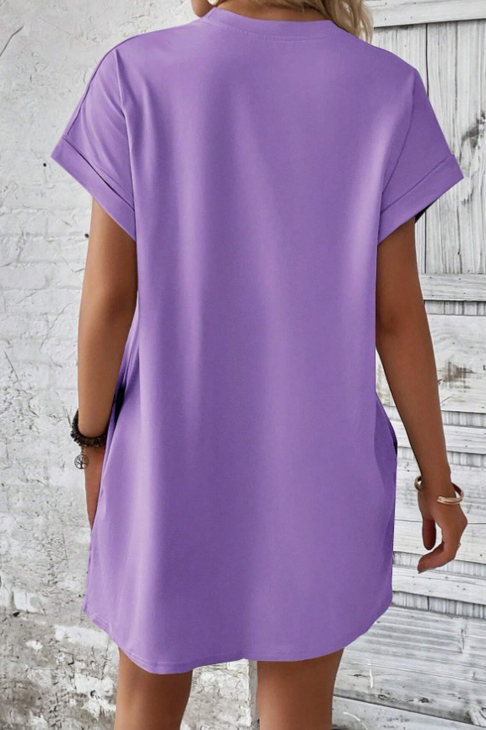 Pocketed Round Neck Short Sleeve Dress.