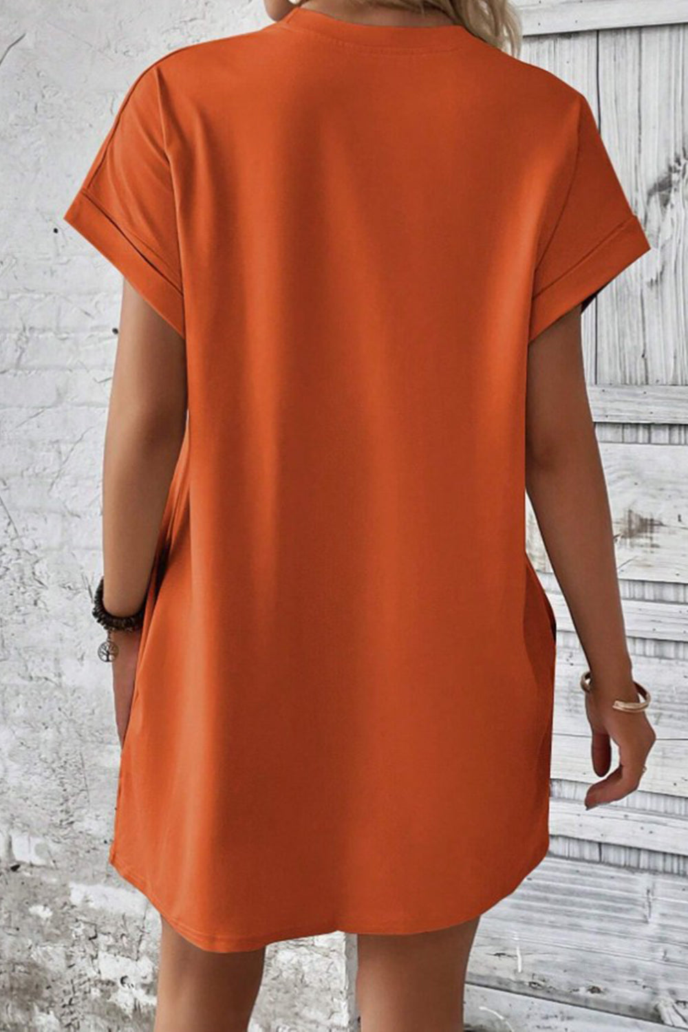 Pocketed Round Neck Short Sleeve Dress.