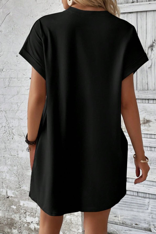 Pocketed Round Neck Short Sleeve Dress.