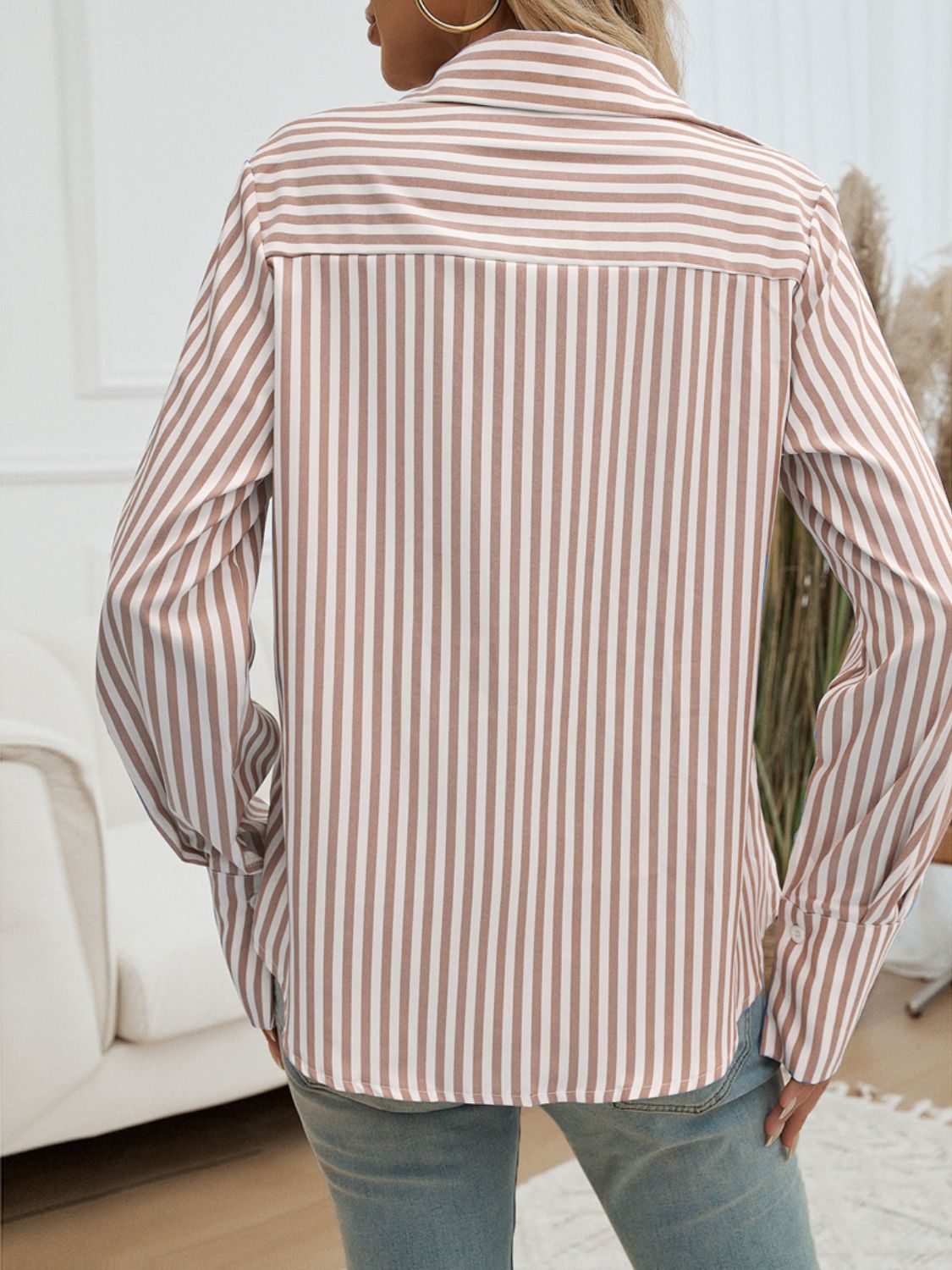 Devine Pocketed Striped Collared Neck Long Sleeve Shirt with Buttoned and Pocketed.