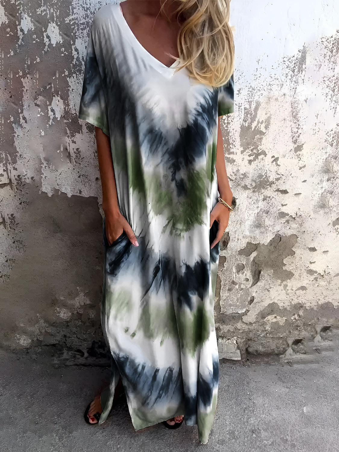 Pocketed Tie-Dye Short Sleeve Dress.