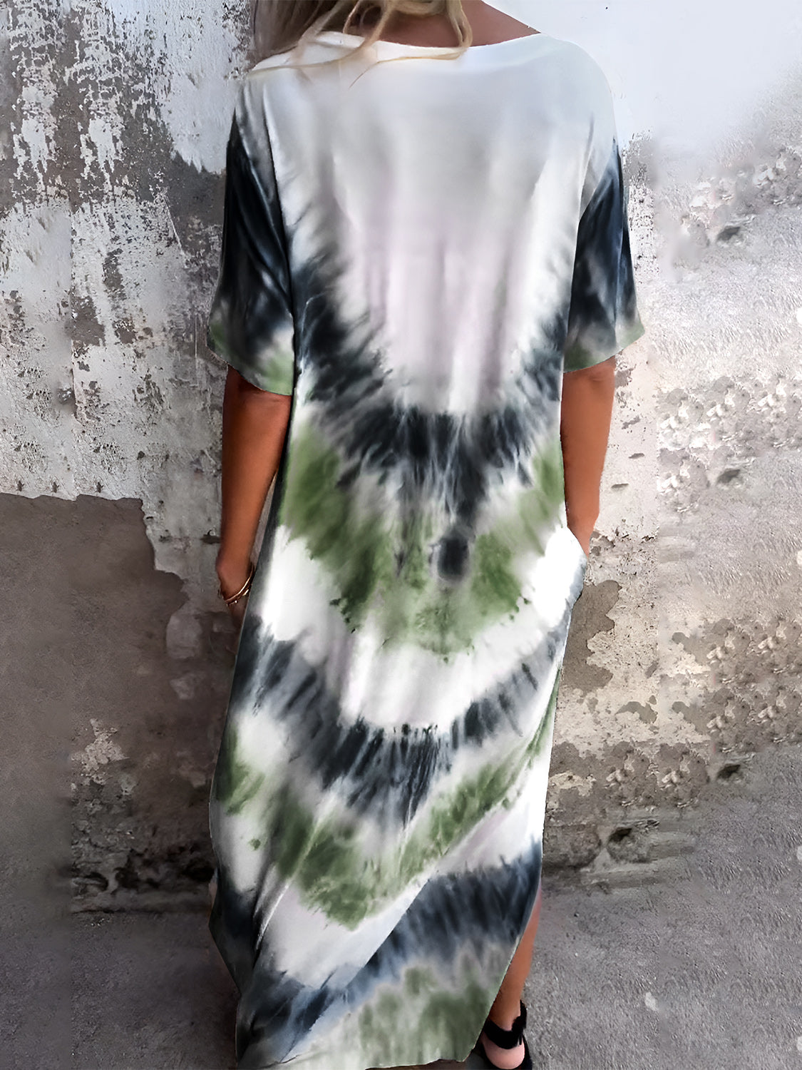 Pocketed Tie-Dye Short Sleeve Dress.