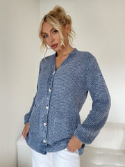 Pocketed V-neck button up cardigan.