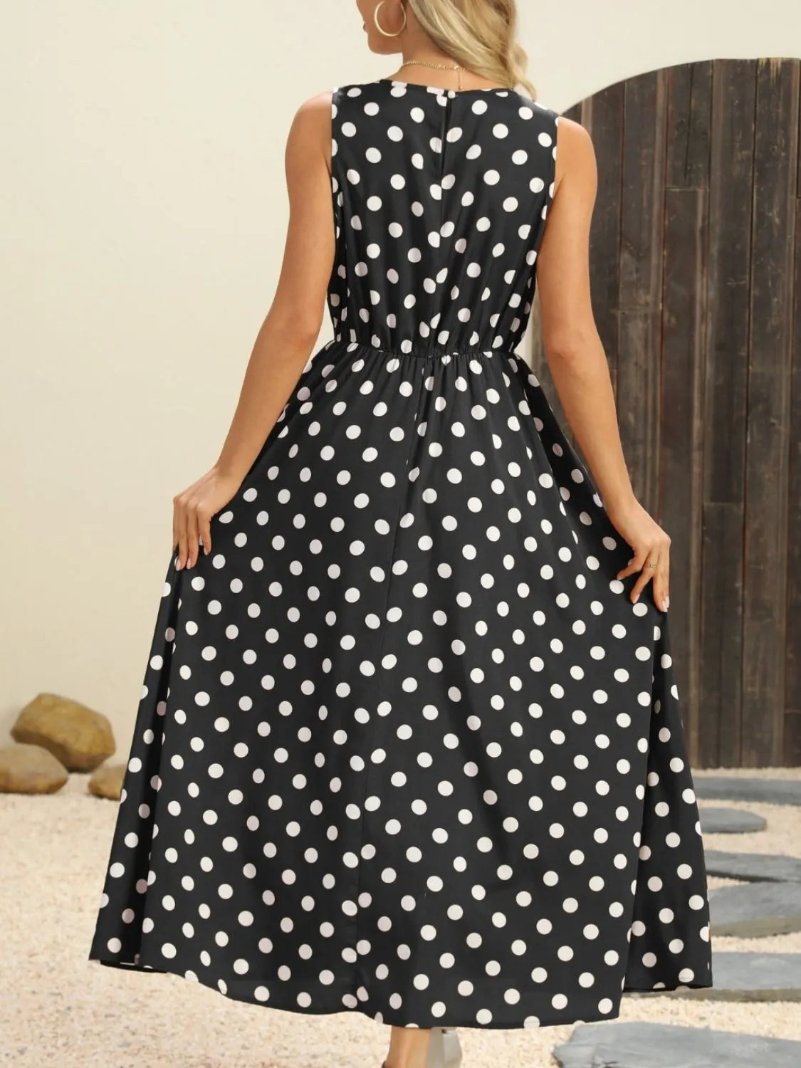 Polka Dot Round Neck Sleeveless Midi Dress.