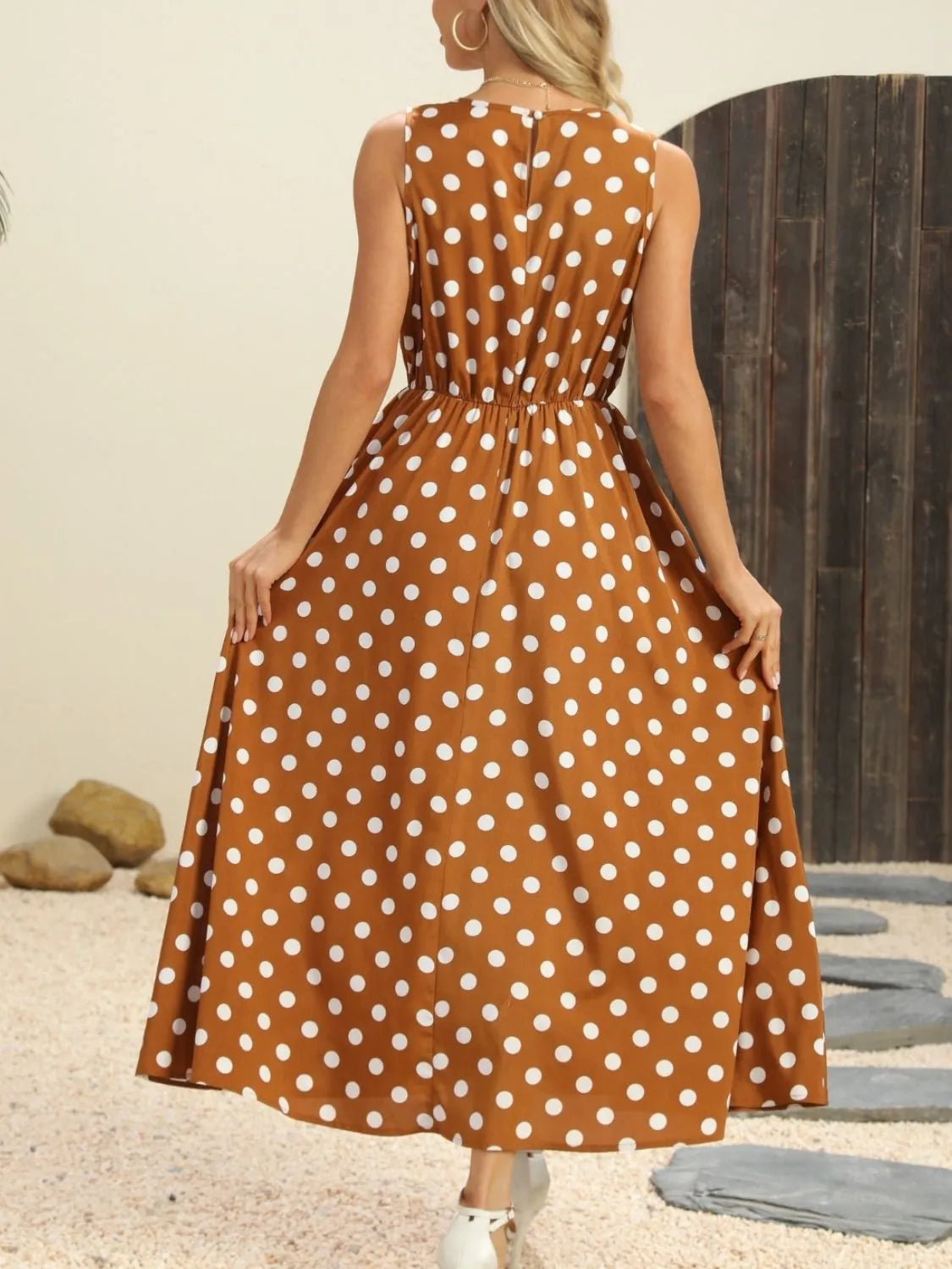 Polka Dot Round Neck Sleeveless Midi Dress.