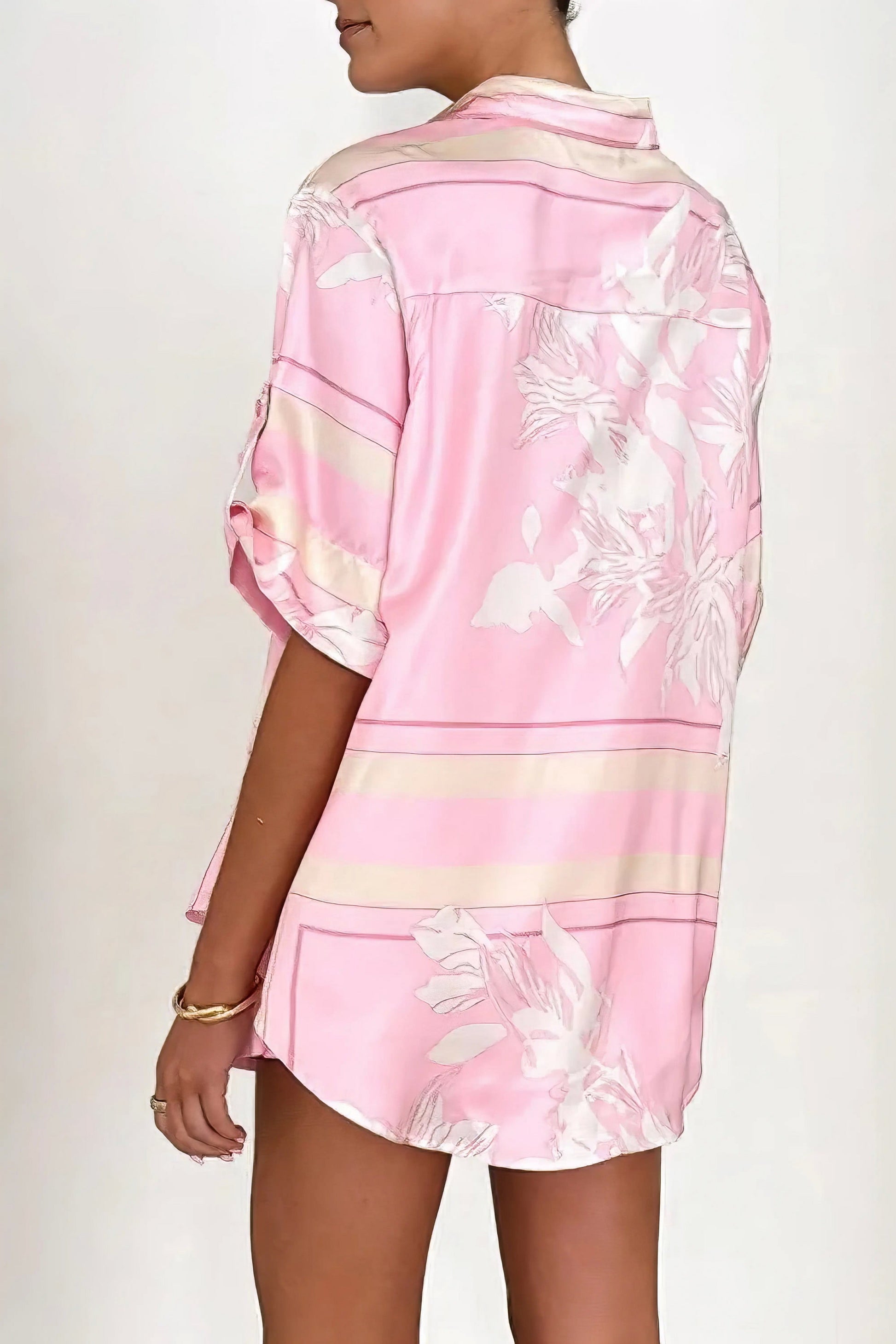 printed collared neck top and shorts set, polished women's two-piece outfit, classic style summer fashion, comfortable printed set, buttoned top, tailored shorts, sophisticated casual wear