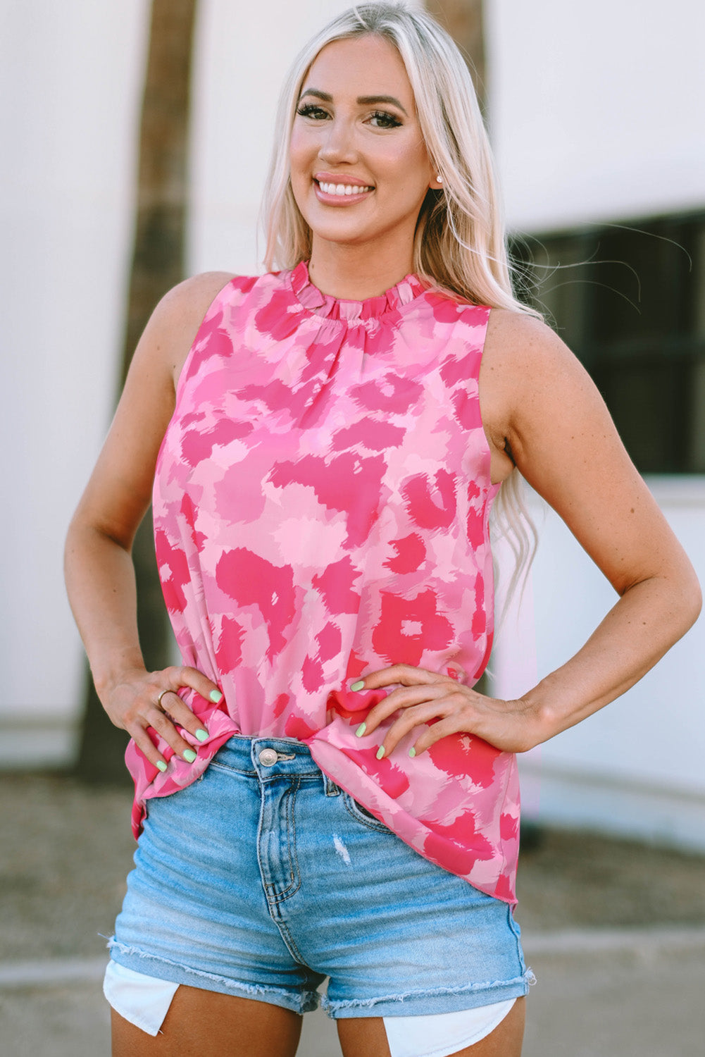 Printed frill trim mock neck sleeveless tank top.