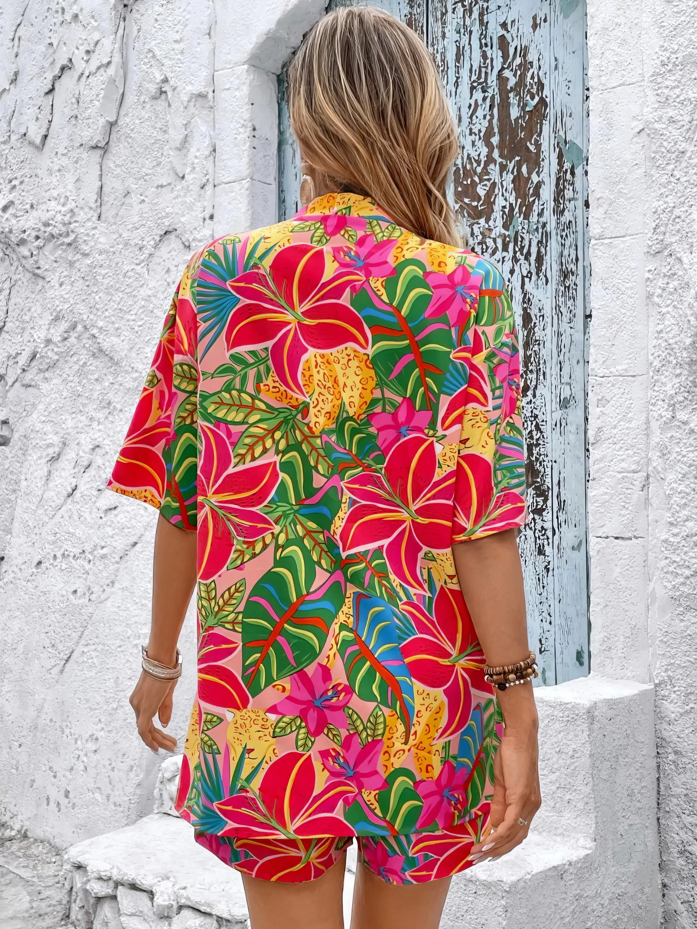 printed half sleeve top and shorts set, casual chic women's two-piece outfit, relaxed fit summer fashion, comfortable printed set with pockets, versatile everyday ensemble