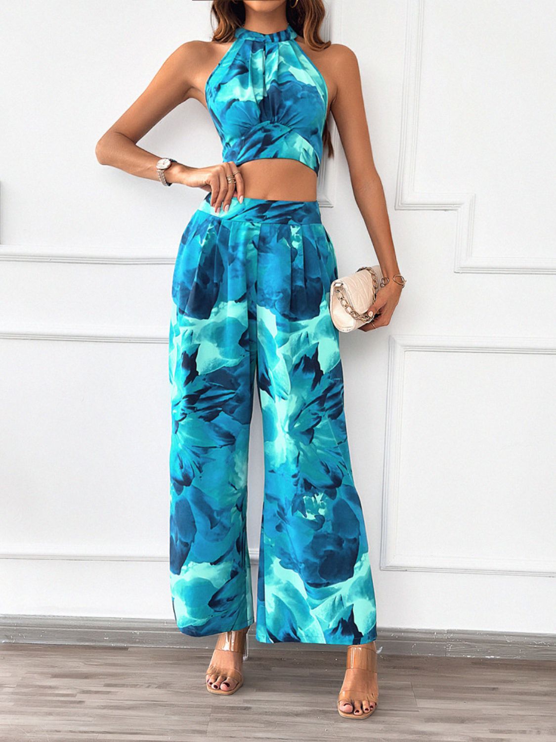 Devine Printed Halter Neck Top and Pants Set.