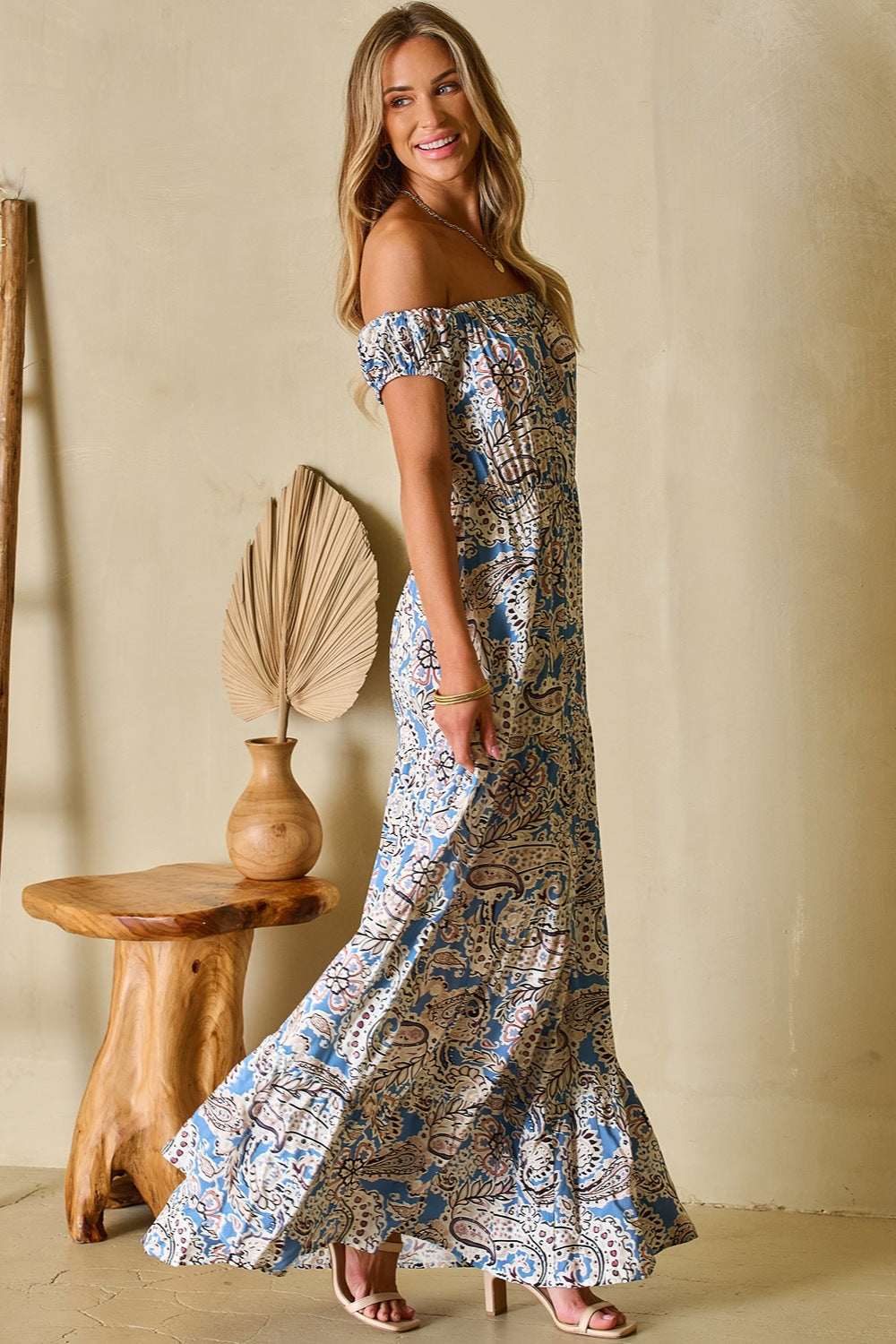 Printed Off-Shoulder Short Sleeve Dress.