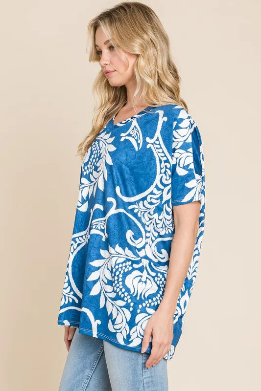 Bombom Printed Relaxed V-Neck Tunic Top.