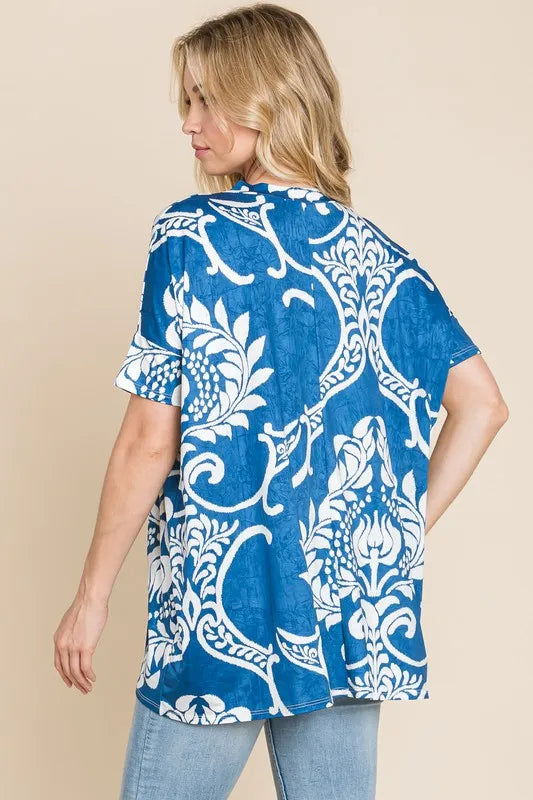 Bombom Printed Relaxed V-Neck Tunic Top.