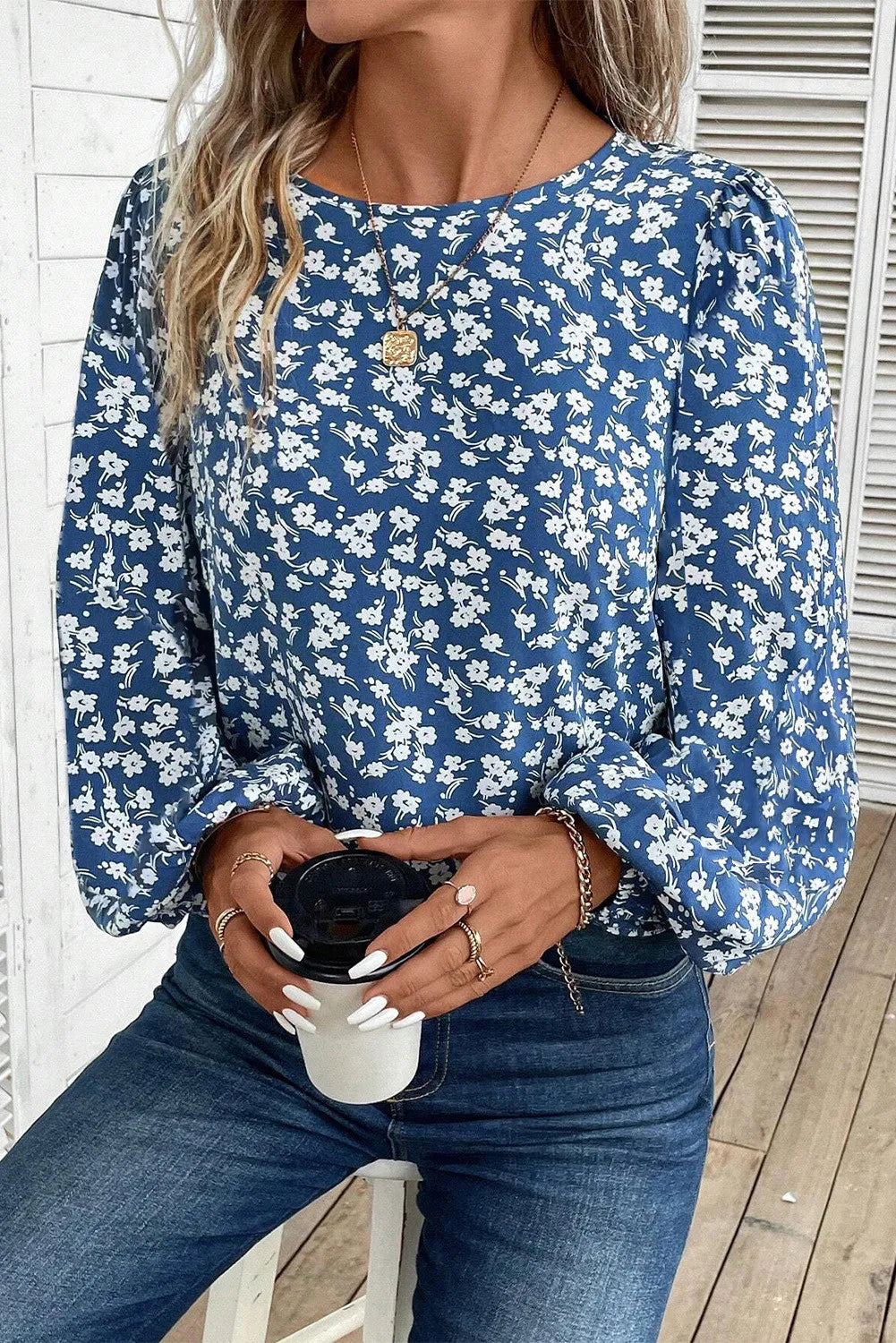 Printed Round Neck Balloon Sleeve Blouse.
