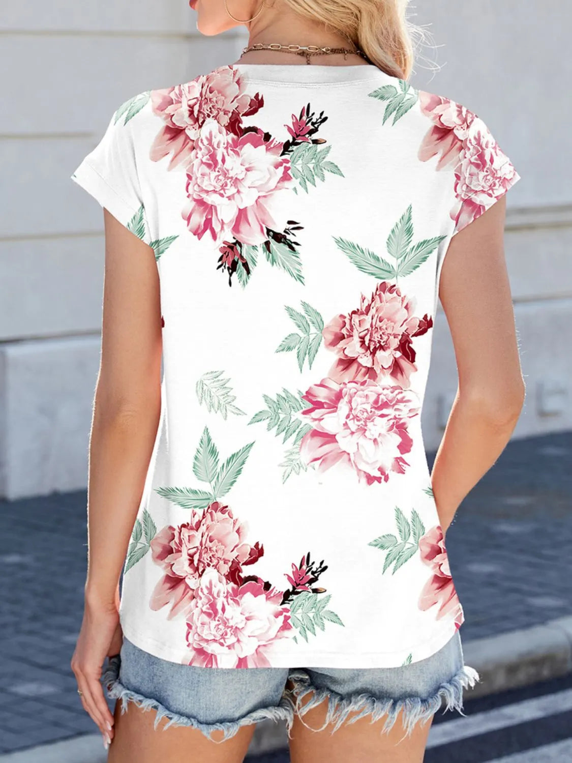 Printed Round Neck Cap Sleeve Top.